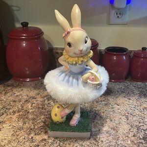 Girl Easter bunny statue
